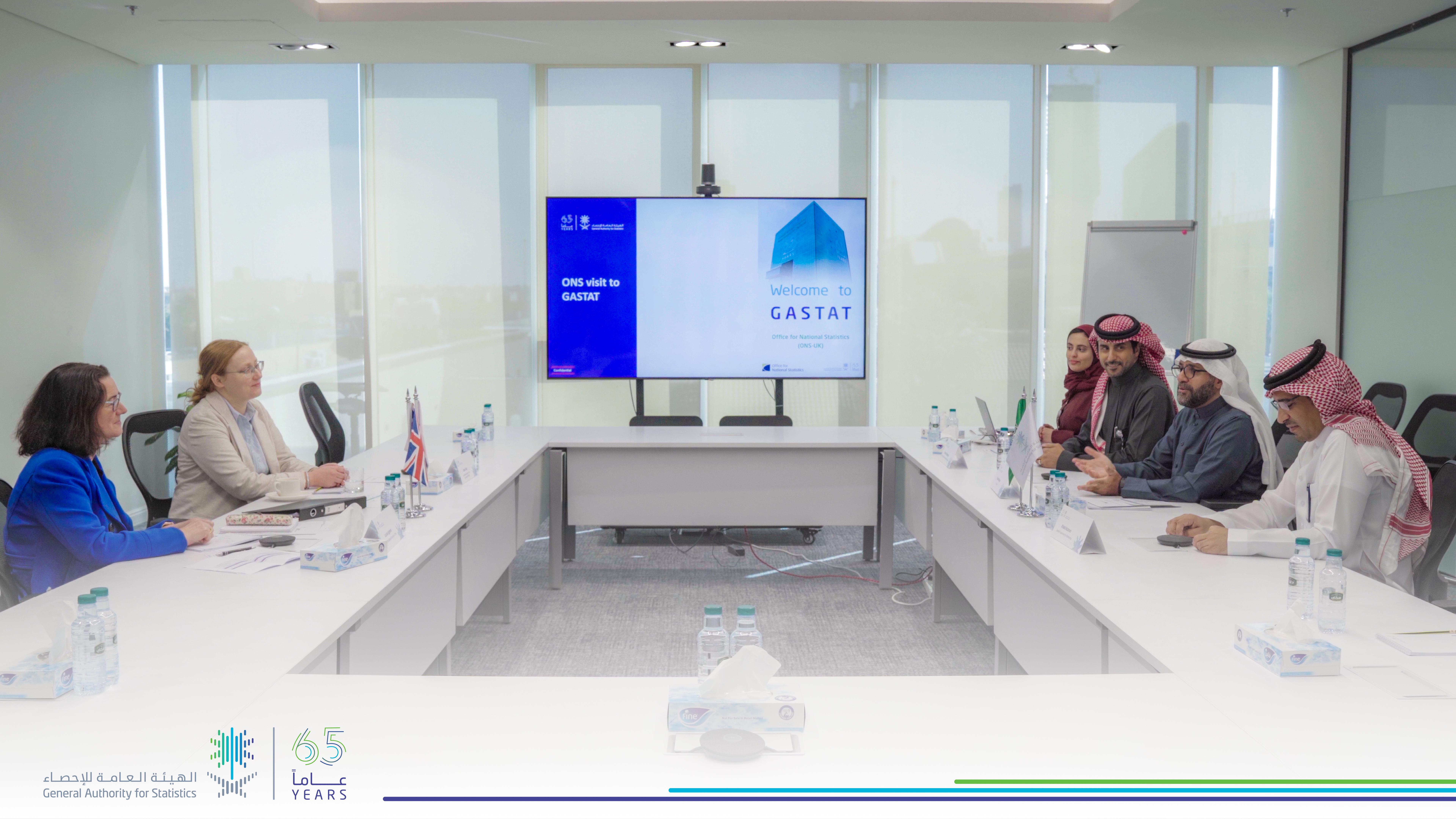 رئيس الهيئة العامة للإحصاء يستقبل وفد مكتب الإحصاء الوطني البريطاني لتعزيز التعاون الإحصائي